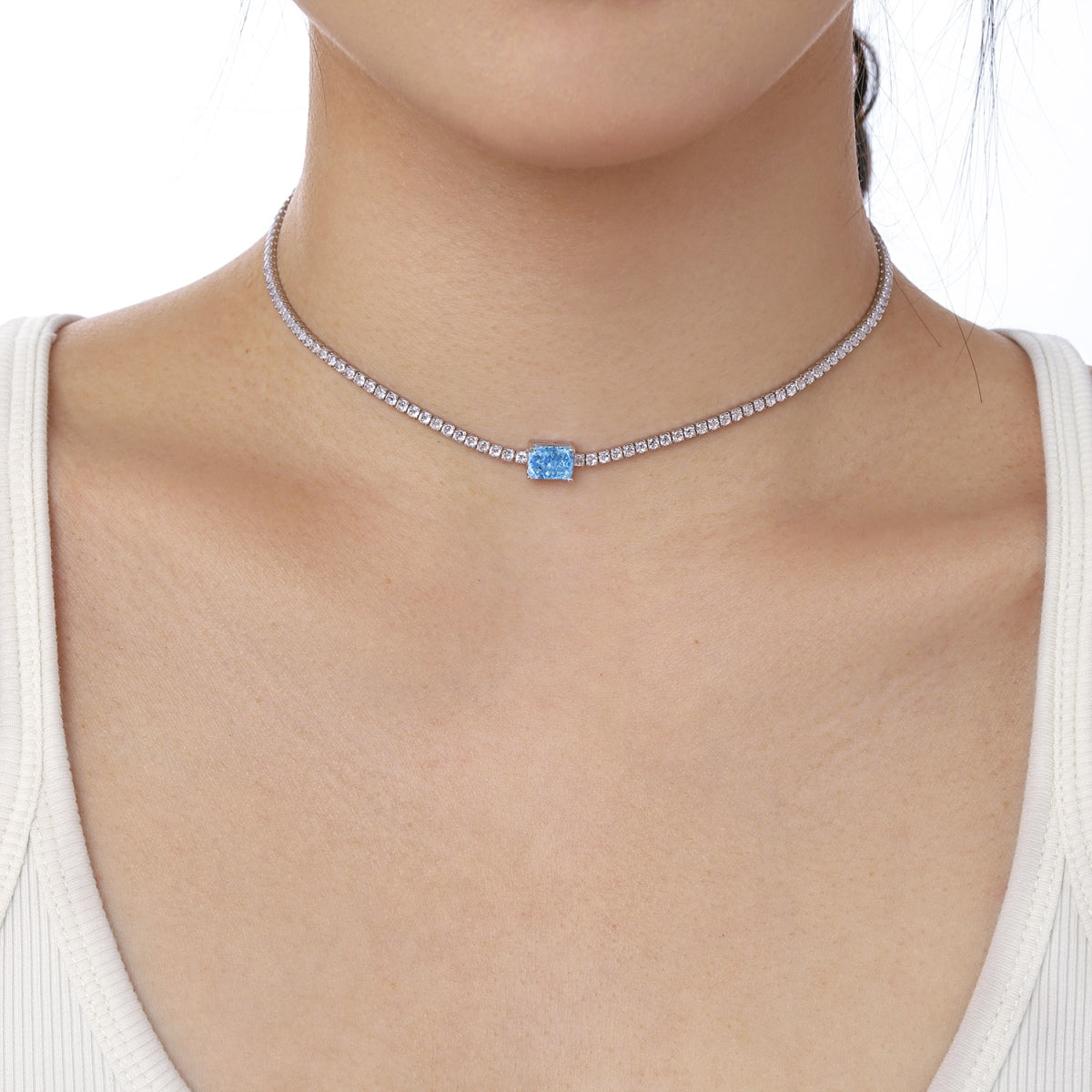 [LuckyStar]2.0 carat Ornate Emerald Cut Necklace