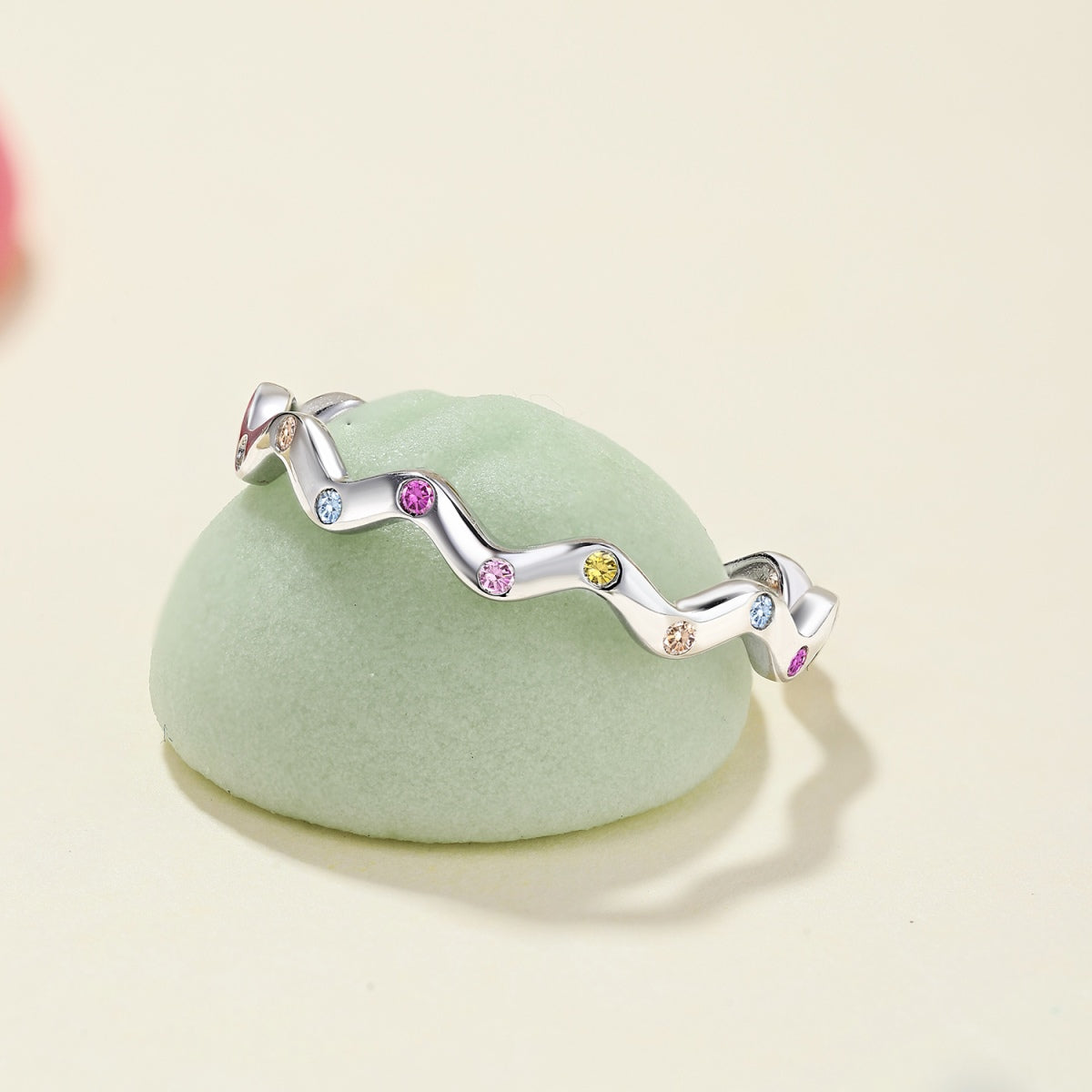 [LuckyStar]Ornate Vibrant Round Cut Daily Ring