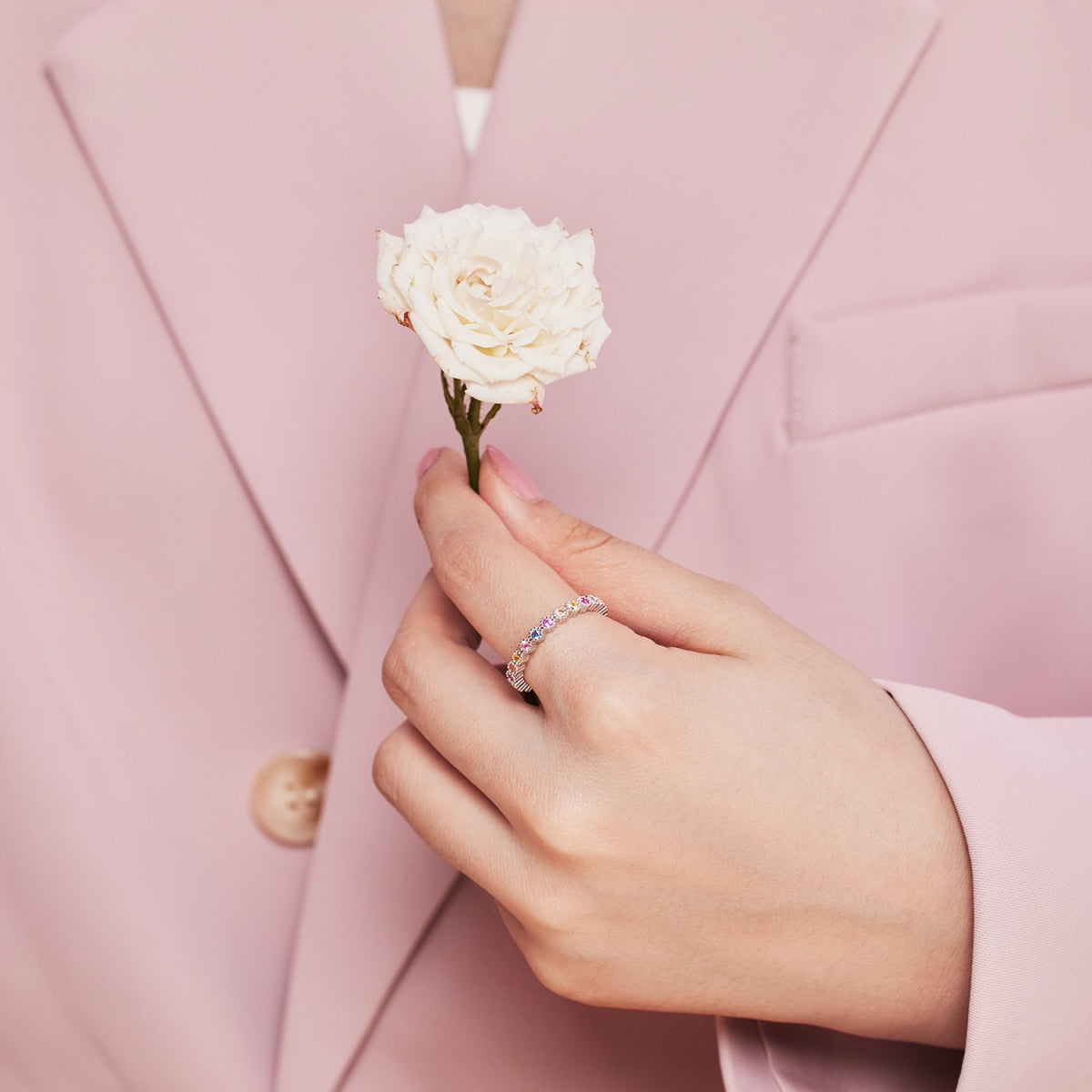 [LuckyStar]Unique Scintillating Round Cut Daily Ring
