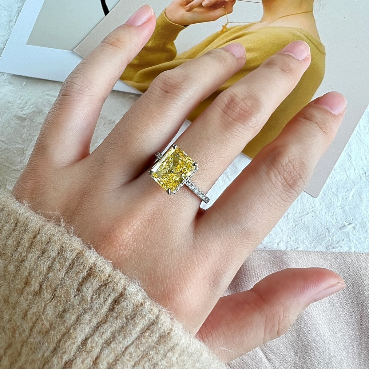 [LuckyStar]4.0 Carat Luxurious Engagement Ring
