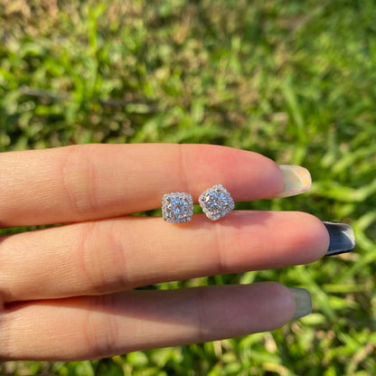 [LuckyStar]Classic Round Center Stone Stud Earrings