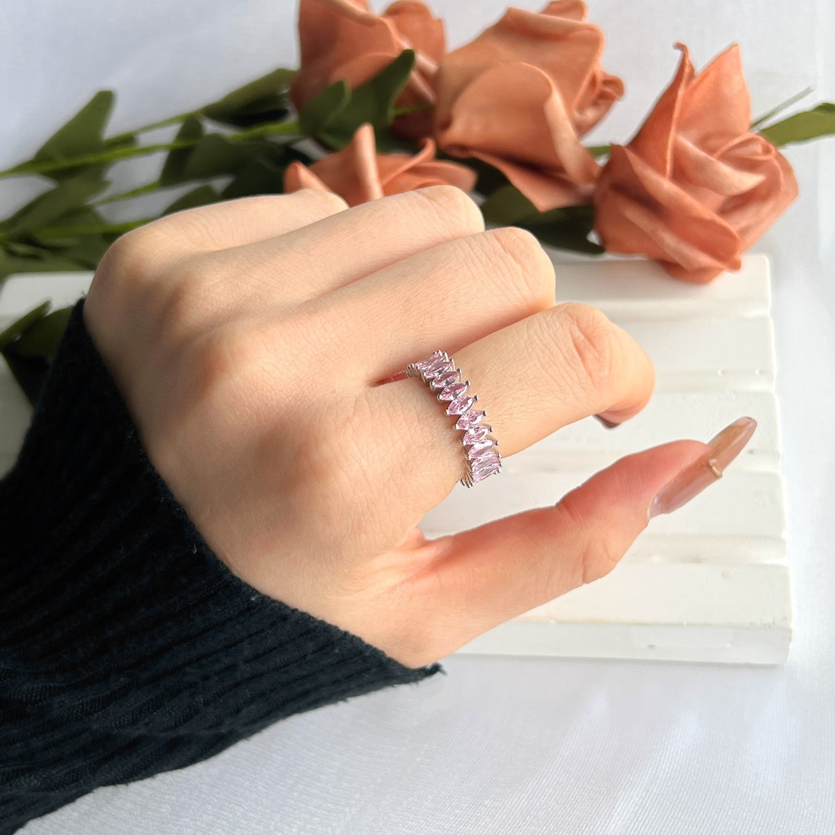 [LuckyStar]Gorgeous Marquise Cut Tennis Ring
