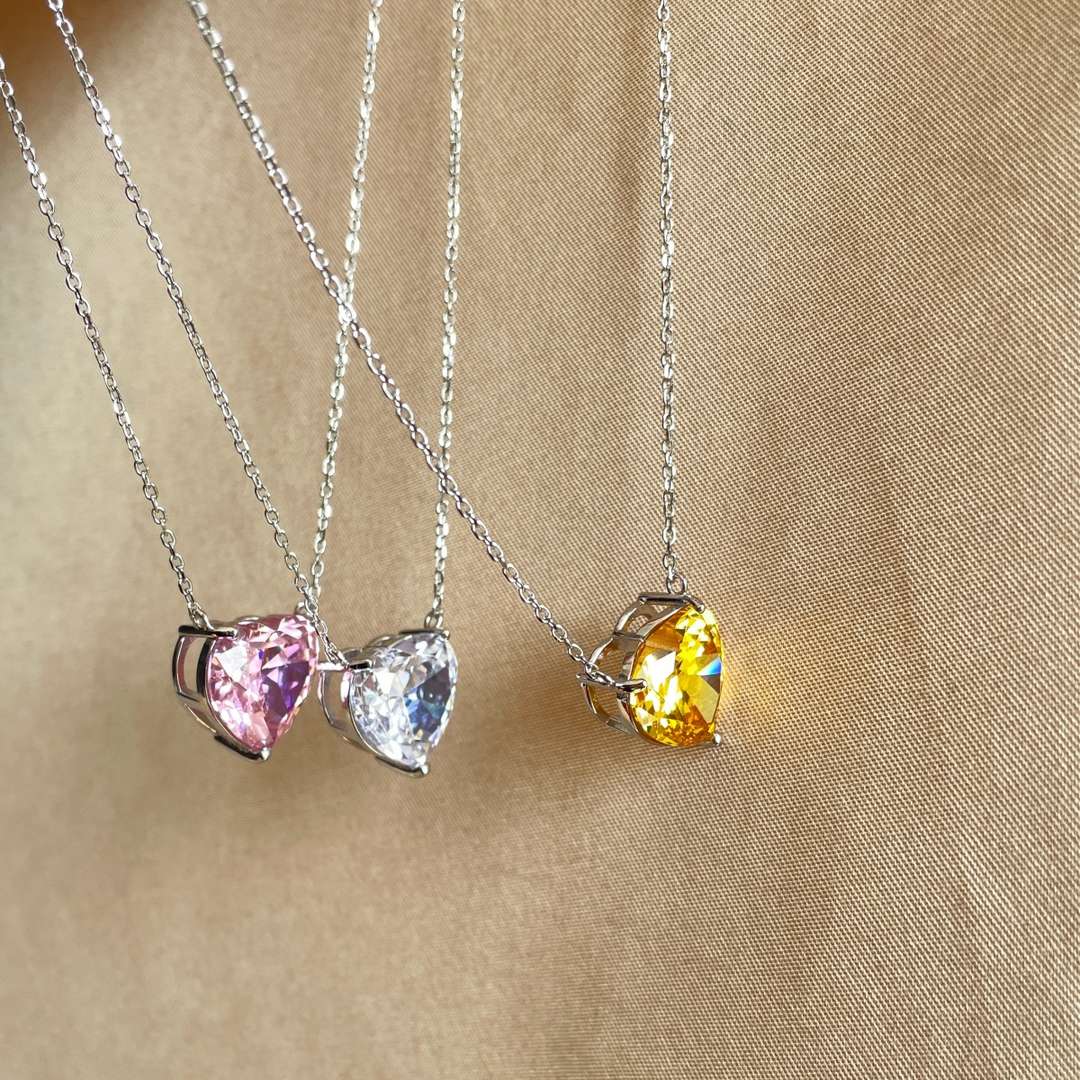 [LuckyStar]6.0 carat Radiant Heart Shape Necklace