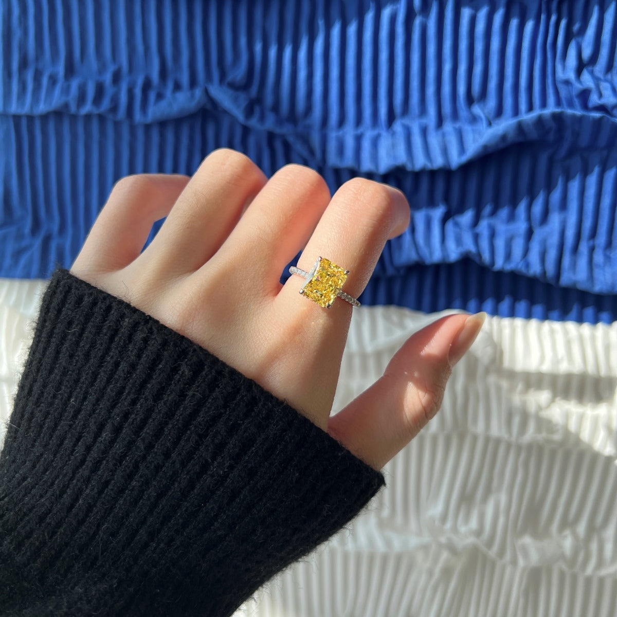 [LuckyStar]4.0 Carat Luxurious Engagement Ring