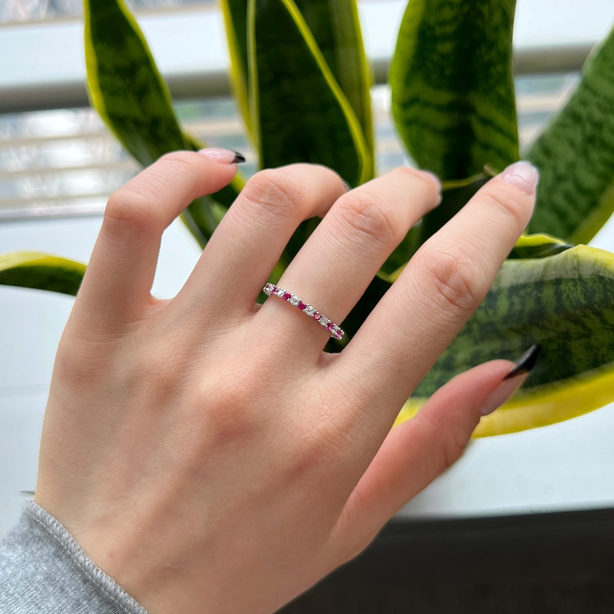 [LuckyStar]Exquisite Colorful Round Cut Tennis Ring