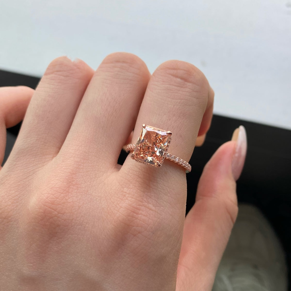 [LuckyStar]4.0 Carat Luxurious Engagement Ring