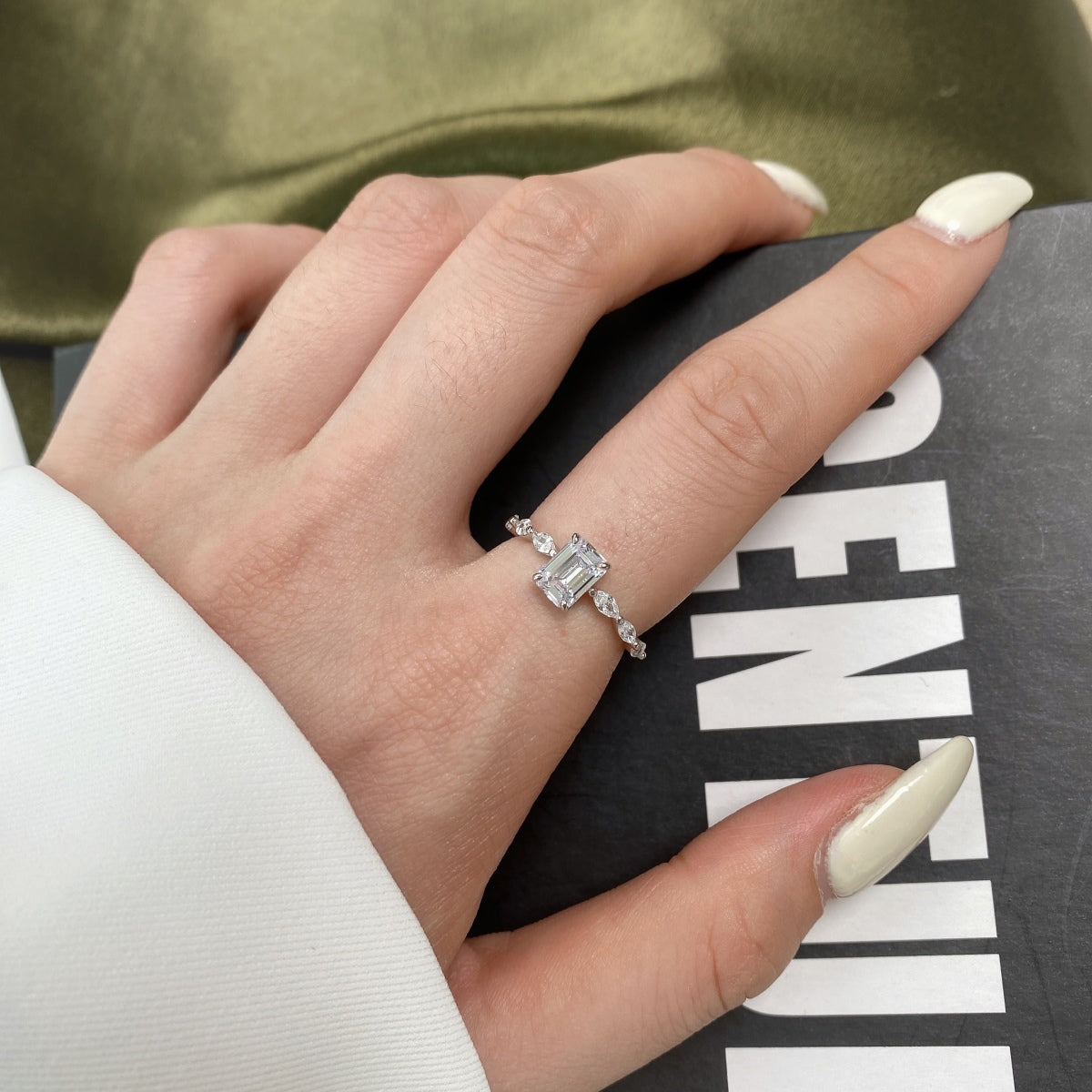 [LuckyStar]1.0 Carat Dainty Resplendent Radiant Cut Daily Ring