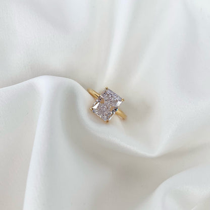 [LuckyStar]4.0 Carat Ornate Enchanting Radiand Cut Banquet Ring