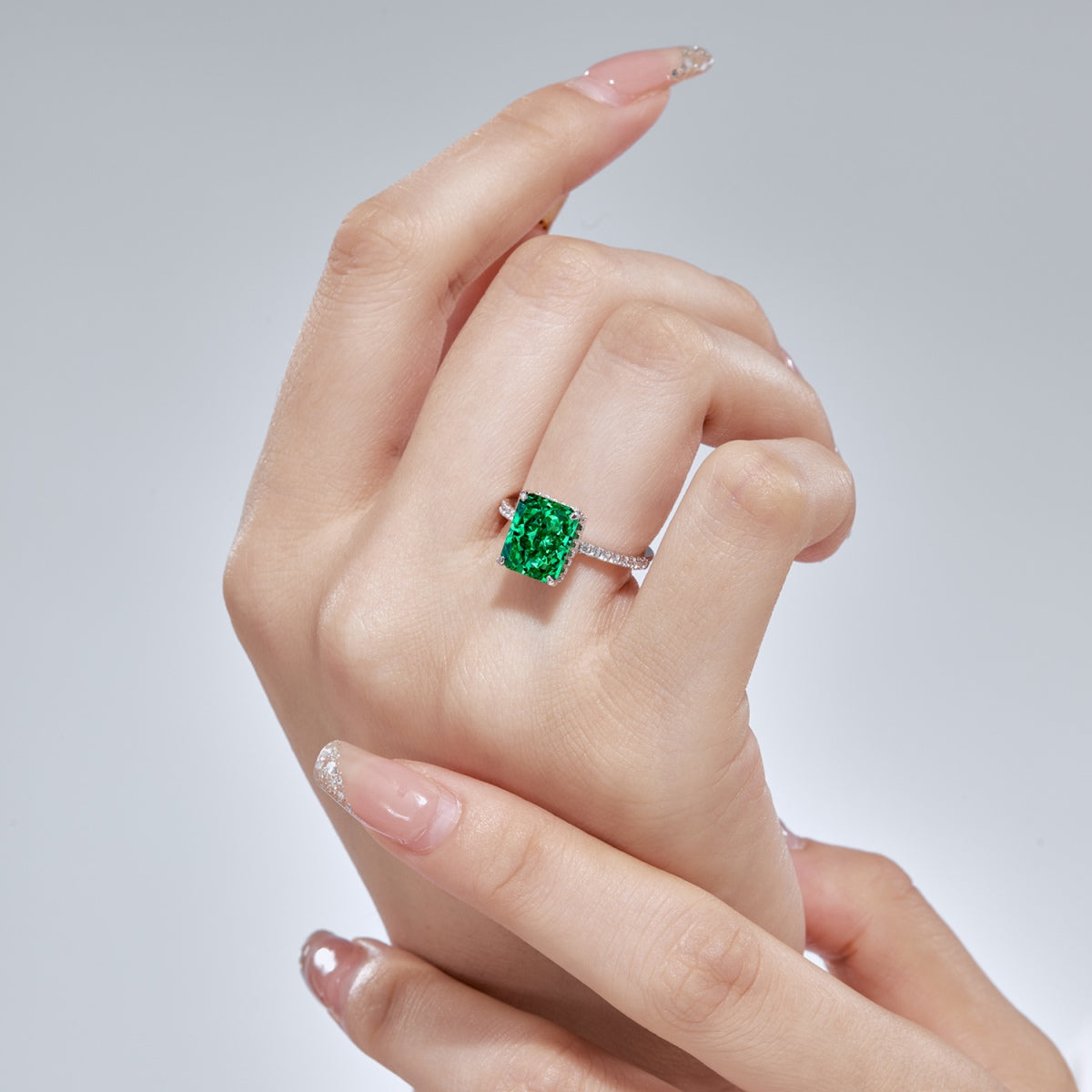 [LuckyStar]4.0 Carat Luxurious Engagement Ring