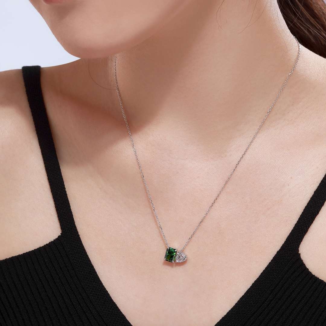 [LuckyStar]Dazzling Square & Heart Shape Necklace