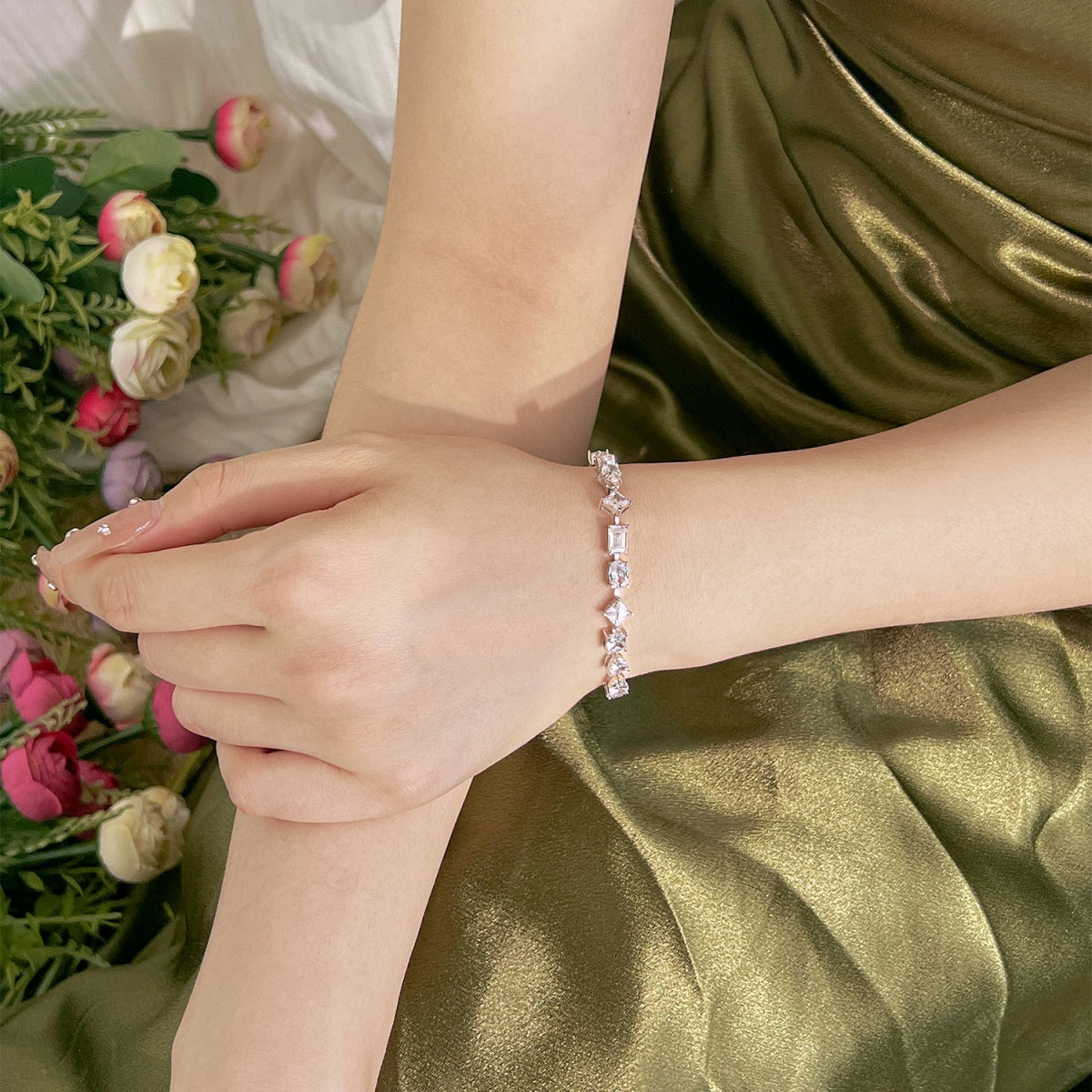[LuckyStar]Unique Exquisite Multi Cut Daily Bracelet