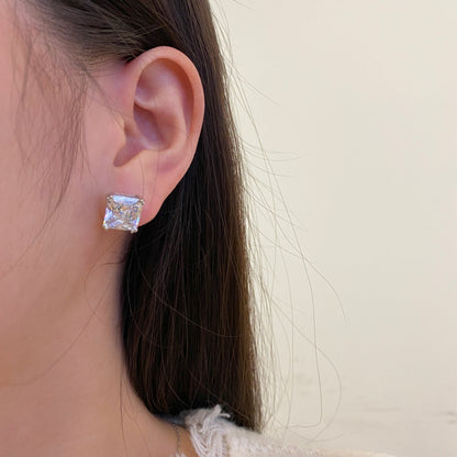 [LuckyStar]Delicate Square Shape Earrings