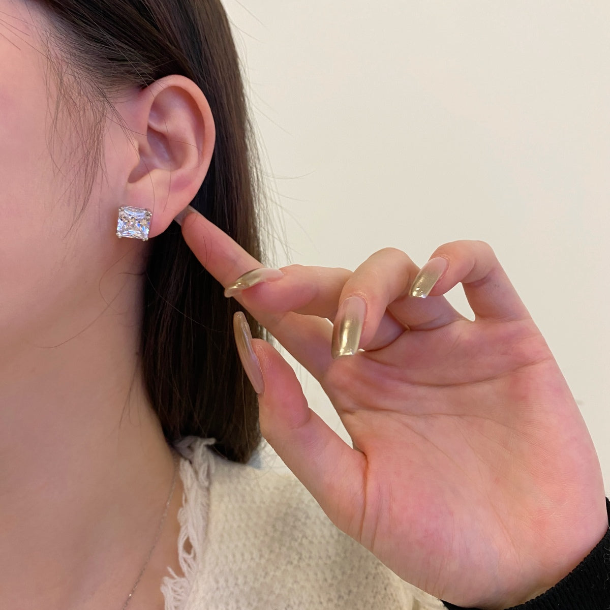 [LuckyStar]Delicate Square Shape Earrings