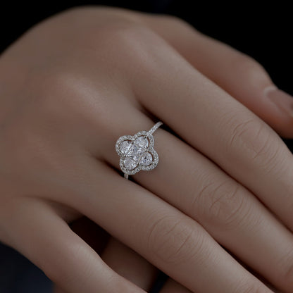 [LuckyStar]Luxurious Eternity Flower Shape Banquet Ring