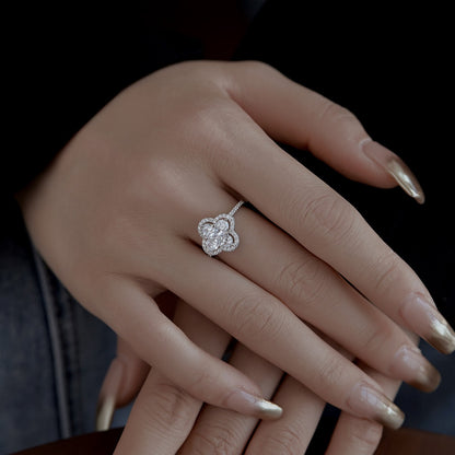 [LuckyStar]Luxurious Eternity Flower Shape Banquet Ring
