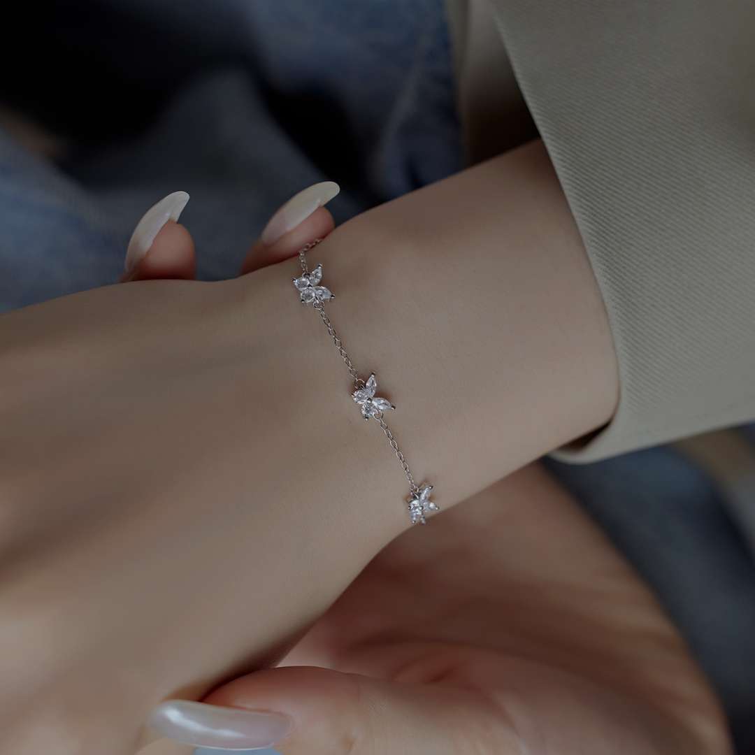 [LuckyStar]Radiant Butterfly Shape Necklace