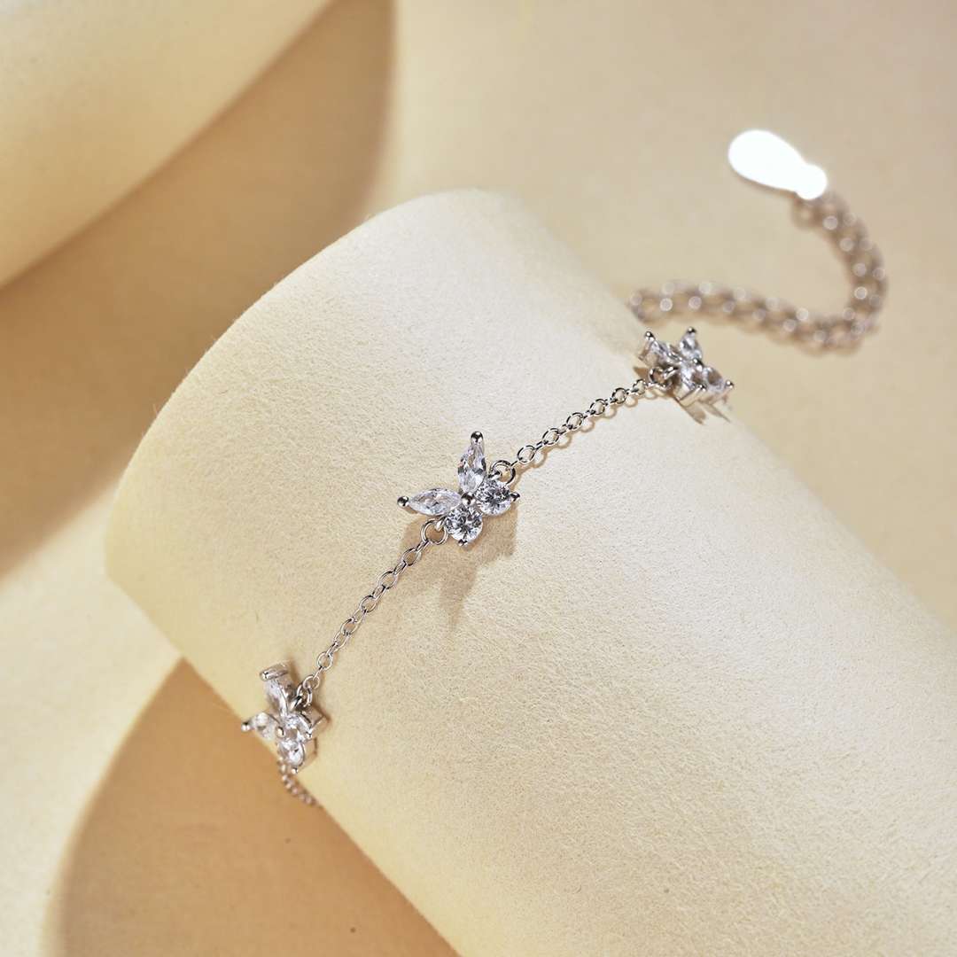 [LuckyStar]Radiant Butterfly Shape Necklace