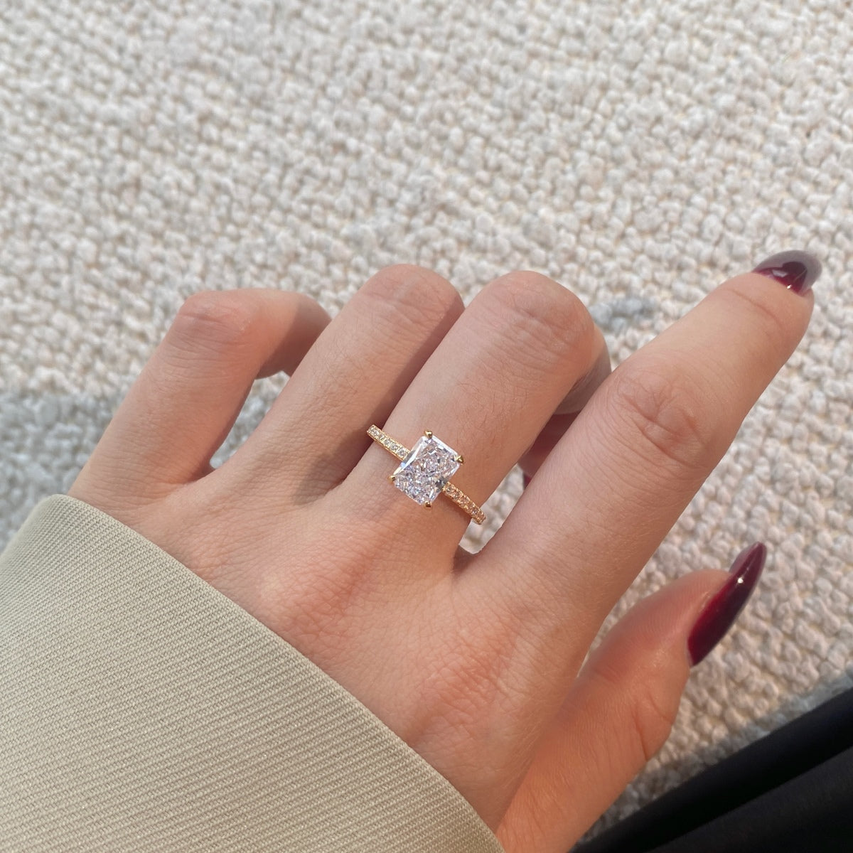 [LuckyStar]2.0 Carat Dazzling Sparkling Radiant Cut Party Ring