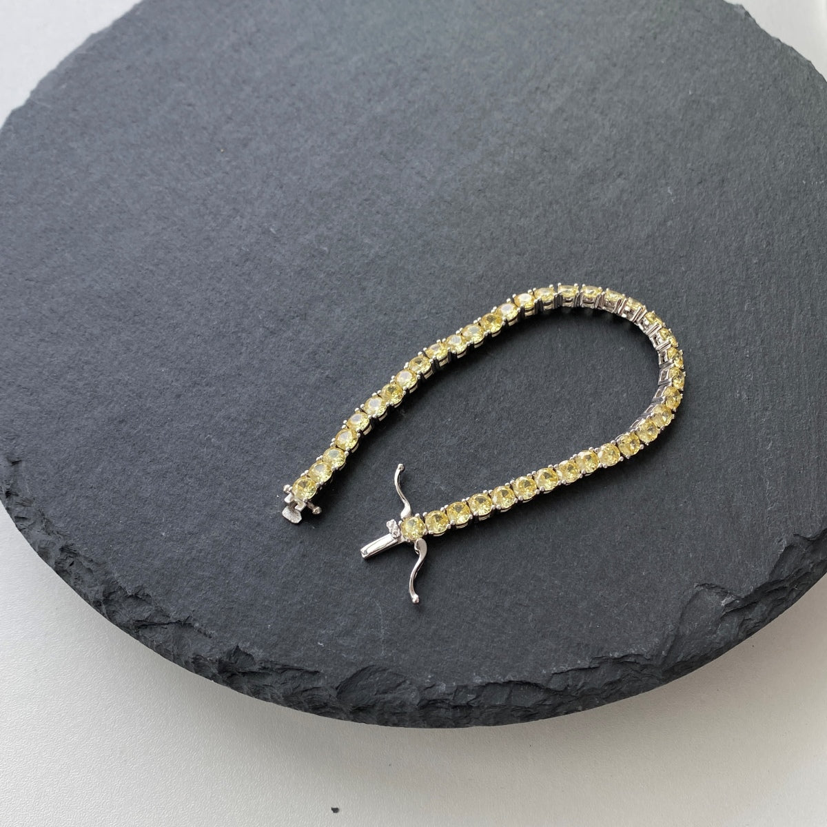 [LuckyStar]Ornate Dazzling Round Cut Tennis Bracelet