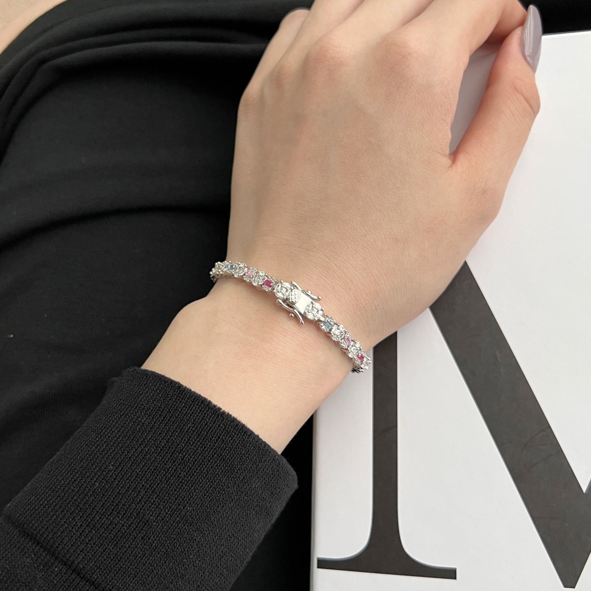 [LuckyStar]Dazzling Radiant Multi Cut Daily Bracelet