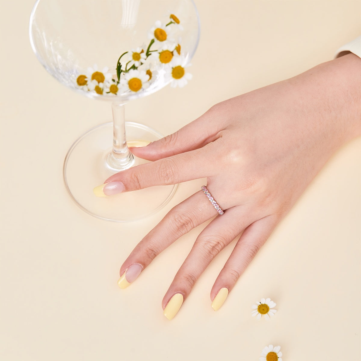 [LuckyStar]Dainty Ebullient Round Cut Daily Ring