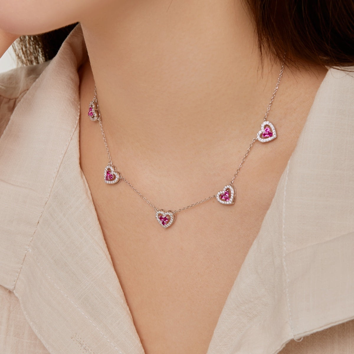 [LuckyStar]Sparkling Five Heart Necklace