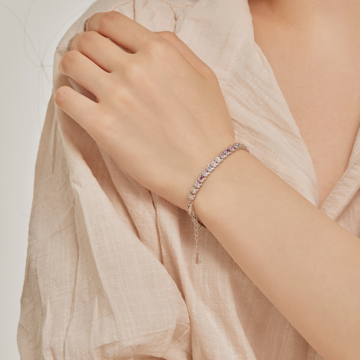 [LuckyStar]Delicate Colorful Multi Cut Daily Bracelet