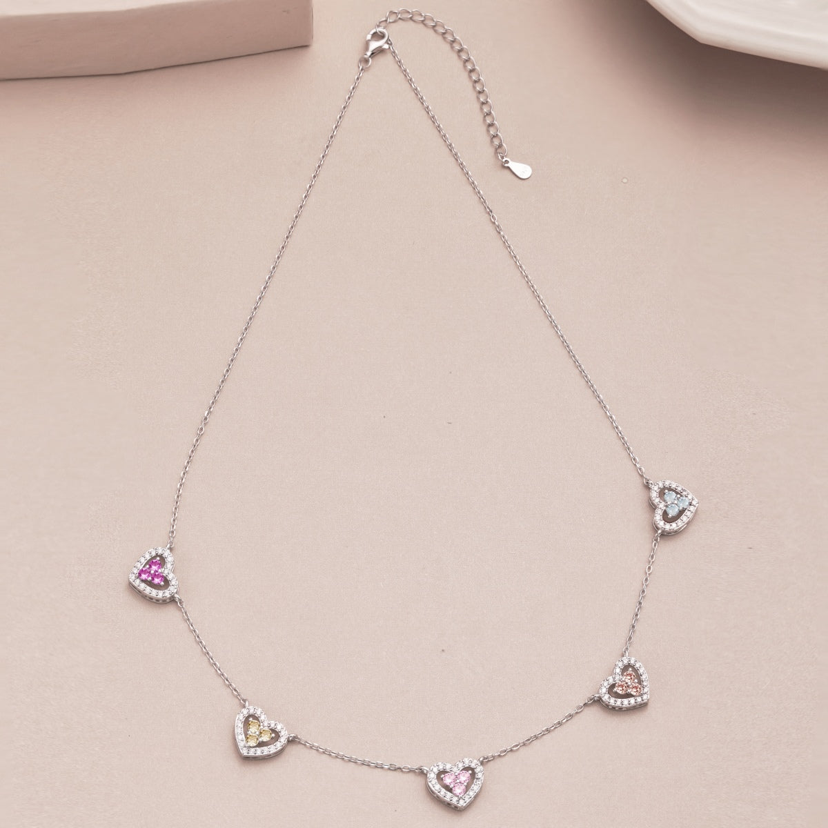 [LuckyStar]Sparkling Five Heart Necklace