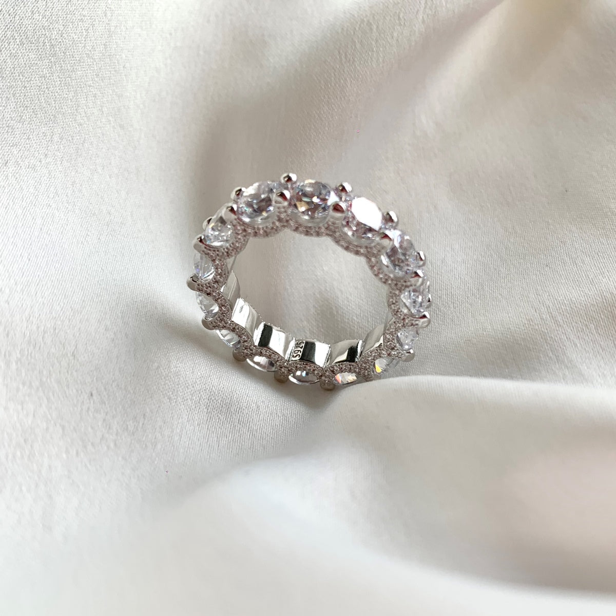 [LuckyStar]Gorgeous Round Cut Tennis Ring